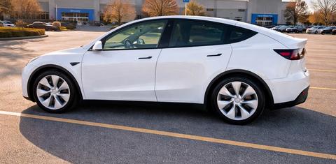 Tesla Model Y 2021