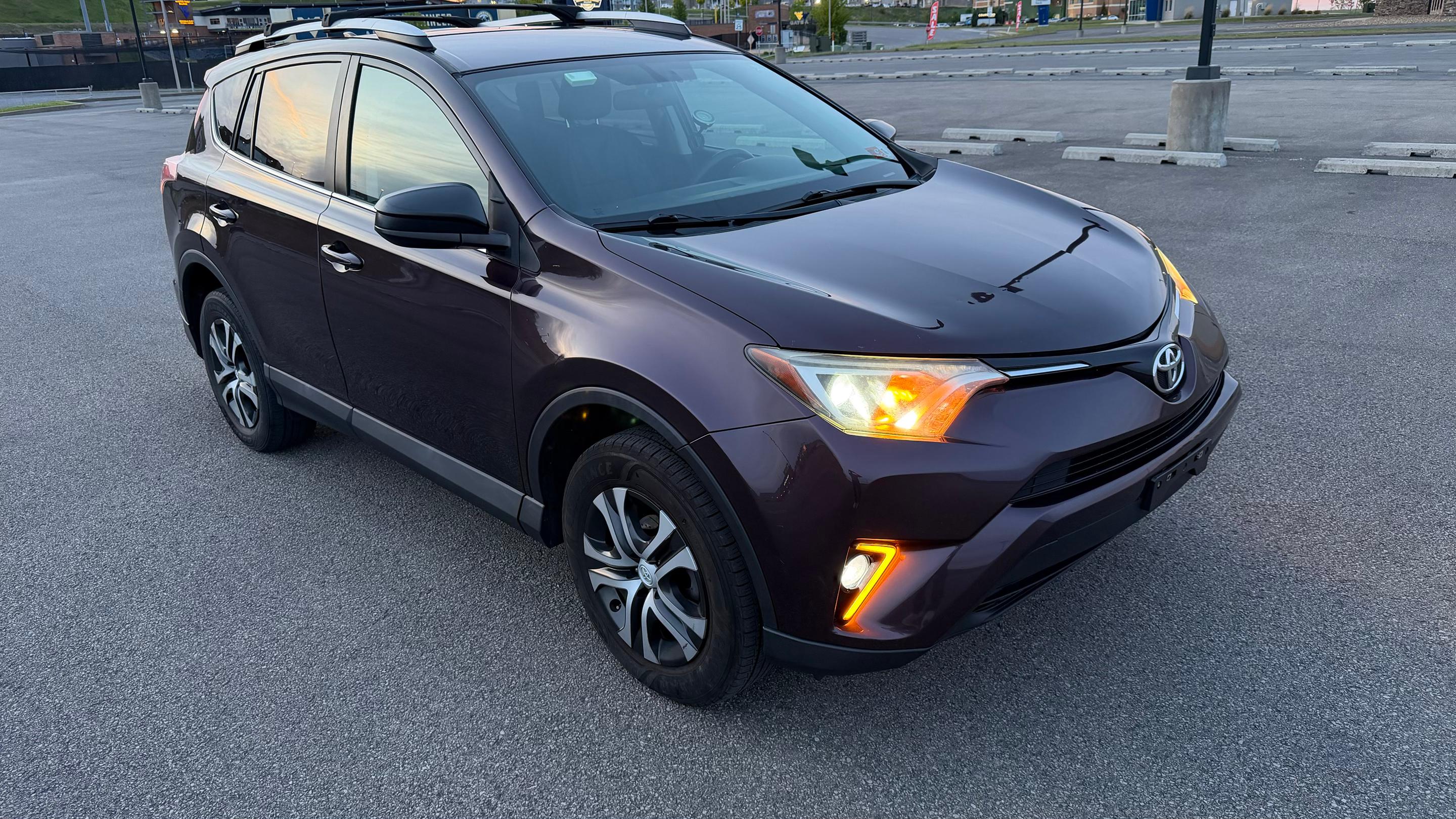 Toyota RAV4 2016 in Morgantown, WV