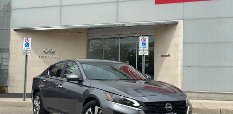 Nissan Altima 2023