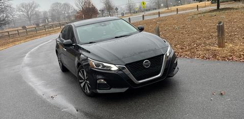 Nissan Altima 2021