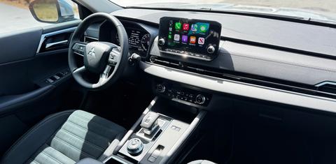 Mitsubishi Outlander Plug-In Hybrid 2025
