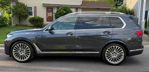 BMW X7 2021