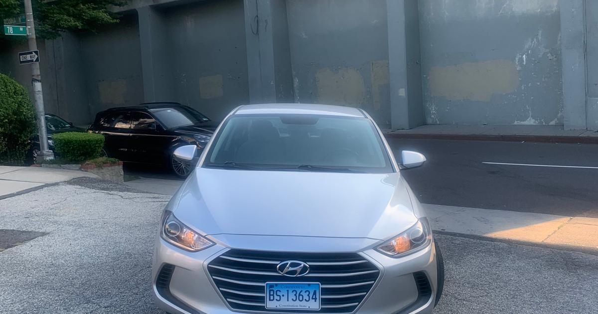 Hyundai Elantra 2018 rental in Ozone Park, NY by Juan Y. Turo