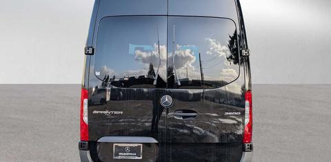 Mercedes-Benz Sprinter 2025