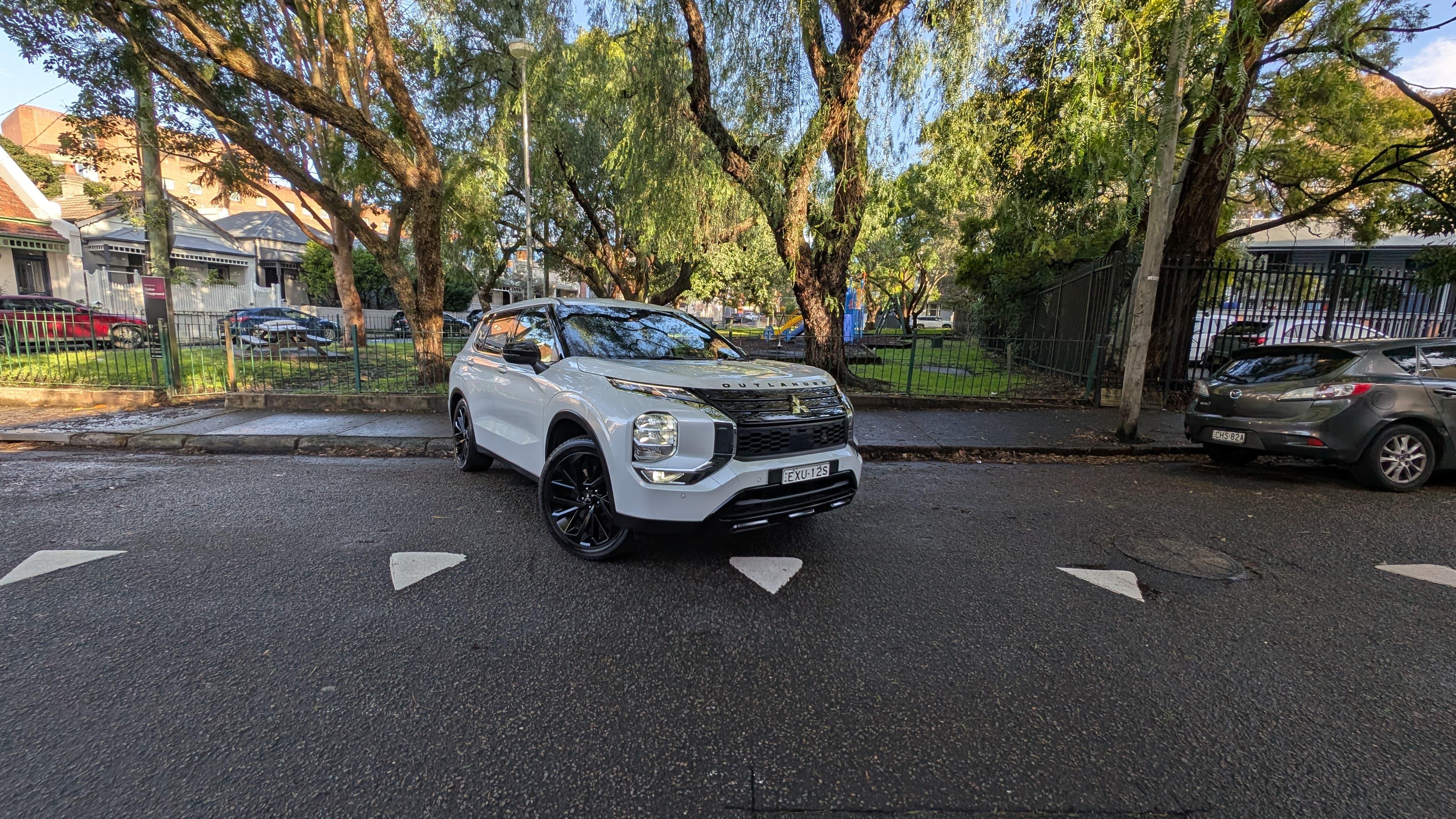 Mitsubishi OUTLANDER 2023 in Chippendale
