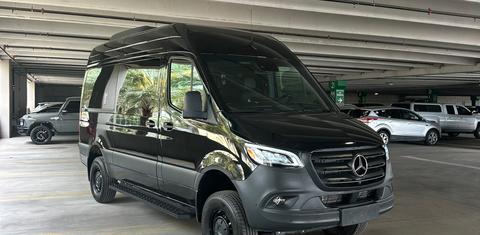 Mercedes-Benz Sprinter 2024