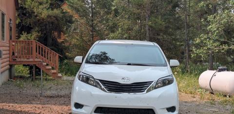 Toyota Sienna 2016