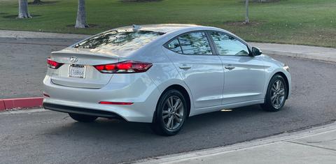 Hyundai Elantra 2017