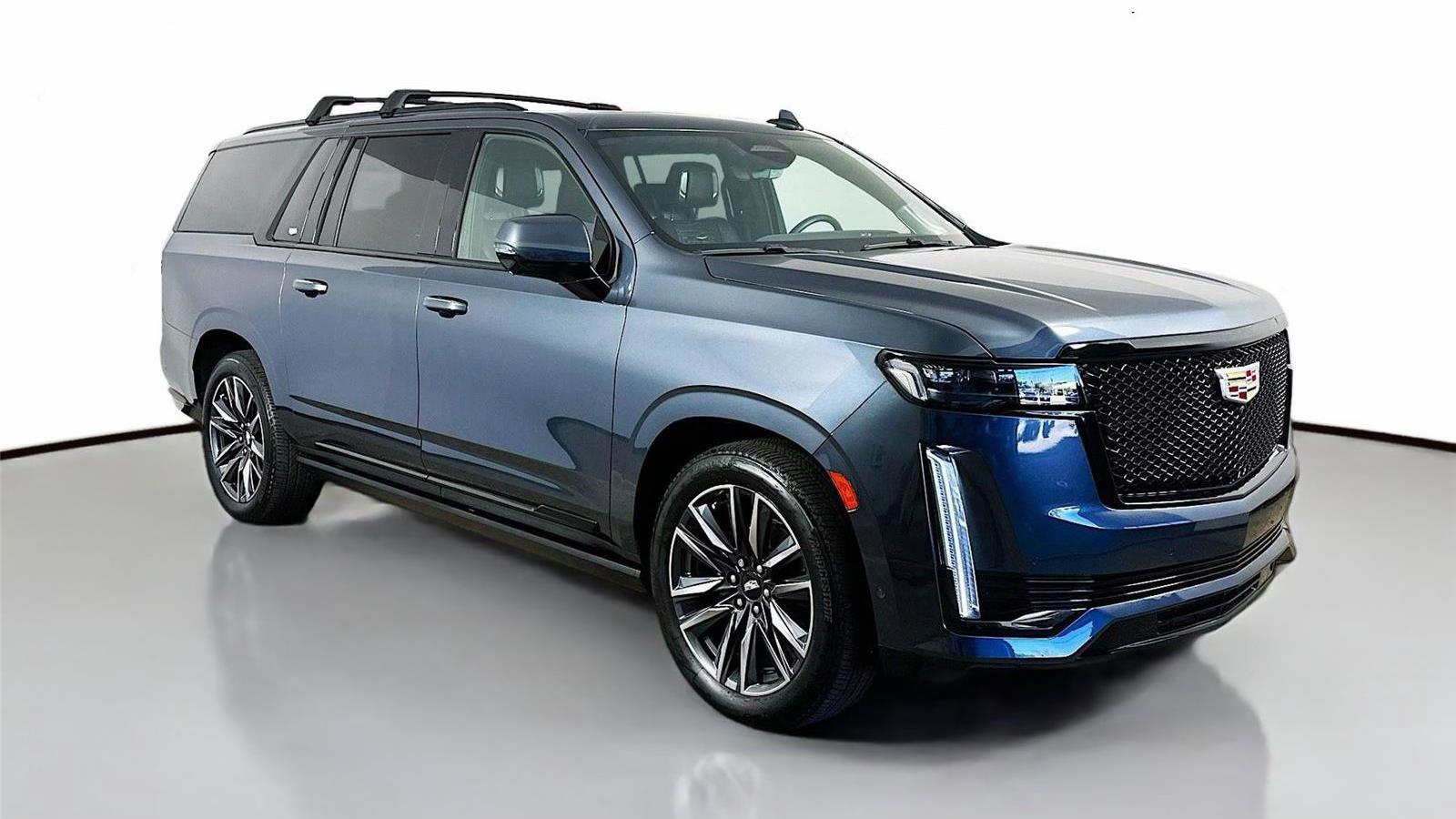 Cadillac Escalade ESV 2021 in 