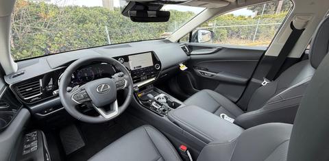 Lexus NX 2026