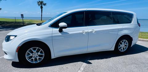 Chrysler Pacifica 2017