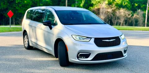 Chrysler Pacifica 2024