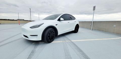 Tesla Model Y 2022