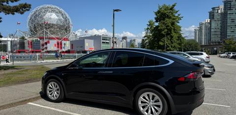 Tesla Model X 2019