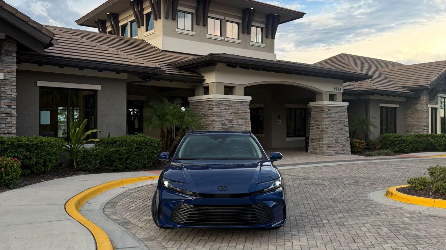 Toyota Camry Hybrid 2025 in 