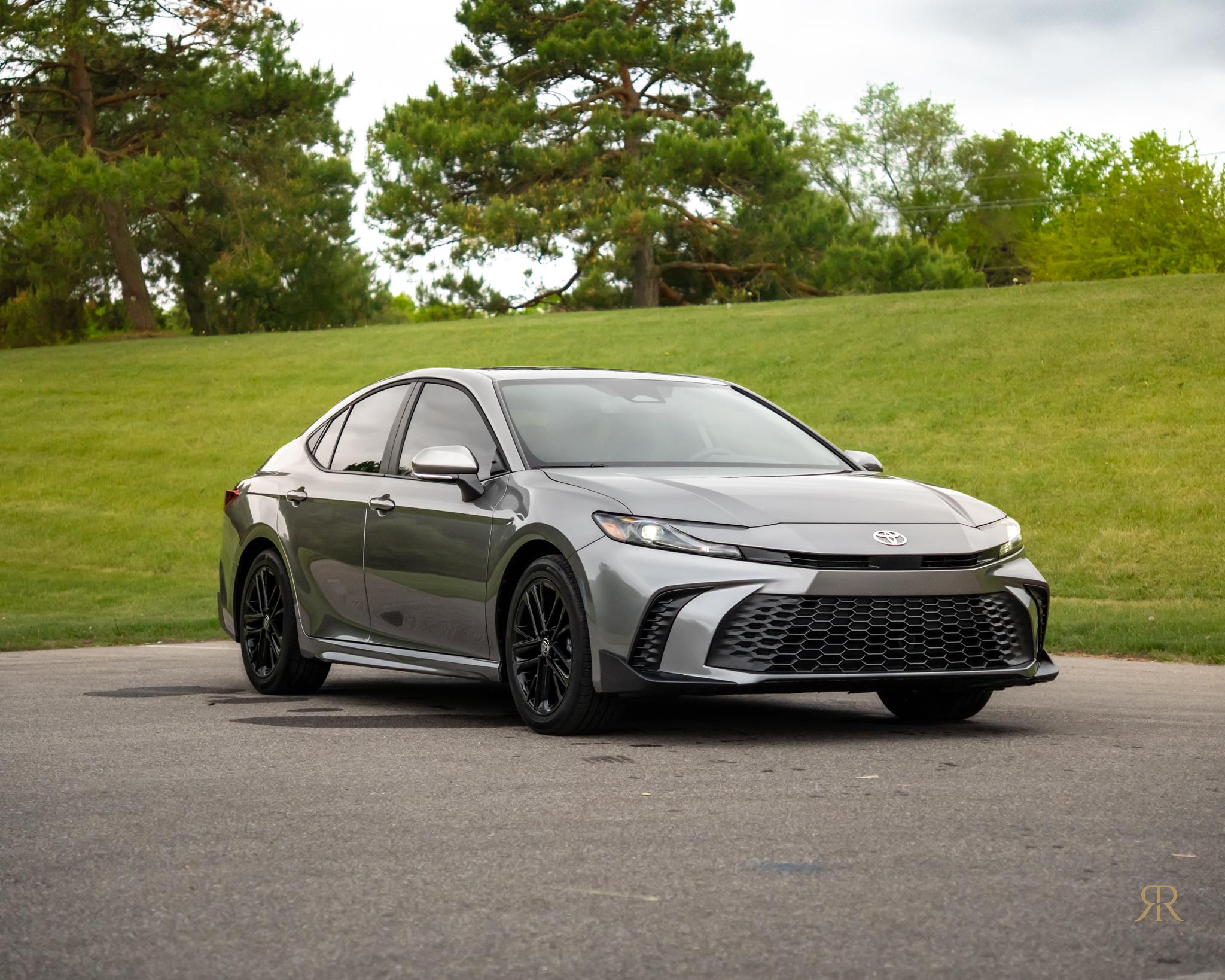2025 Toyota Camry Hybrid