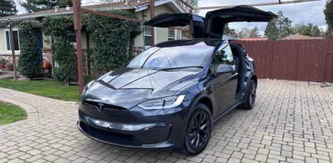 Tesla Model X 2024