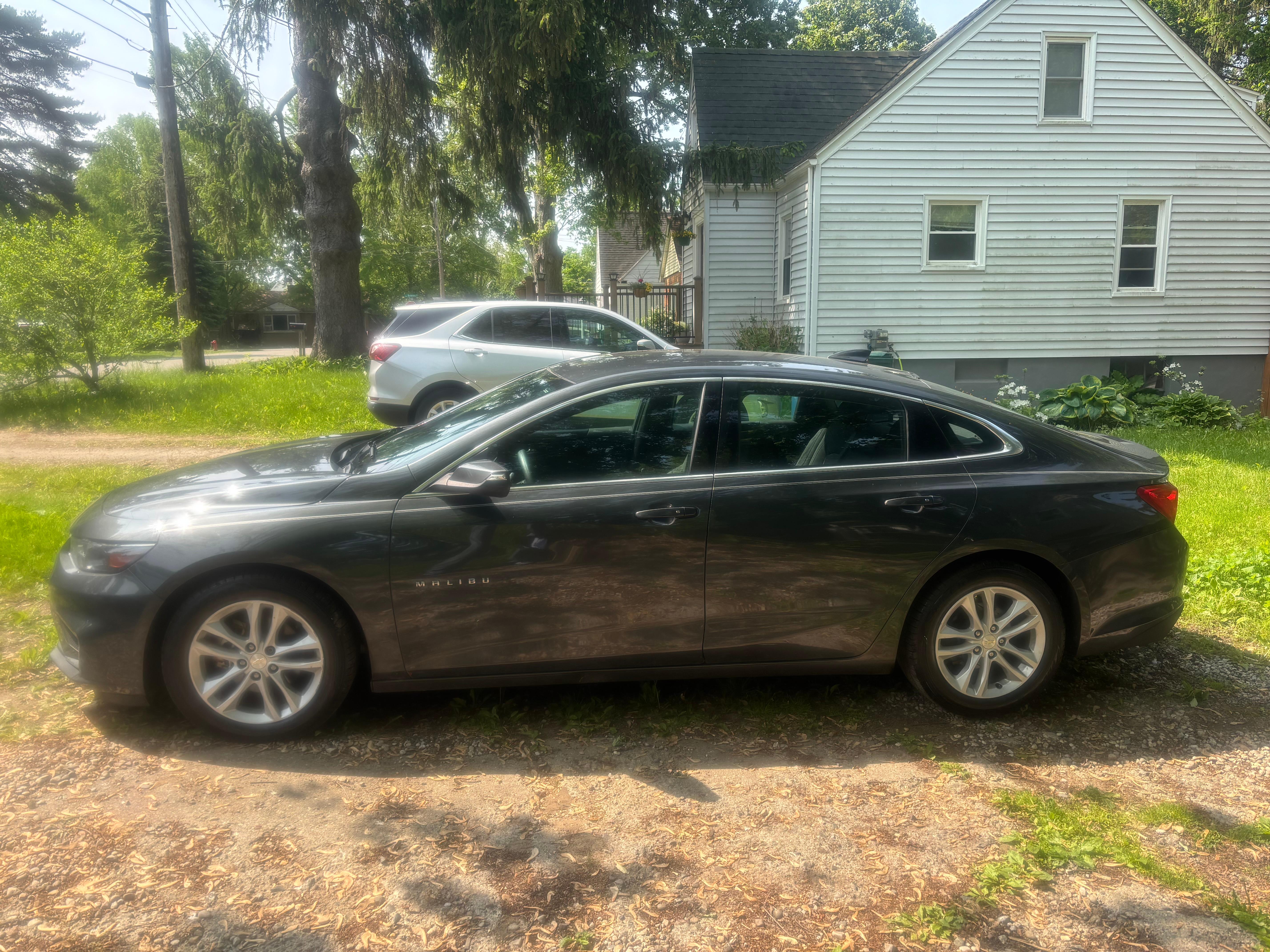 Chevrolet Malibu 2017 in Lansing, MI