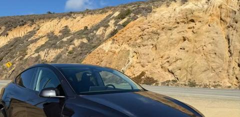 Tesla Model Y 2026