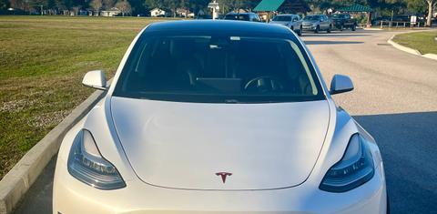 Tesla Model 3 2020