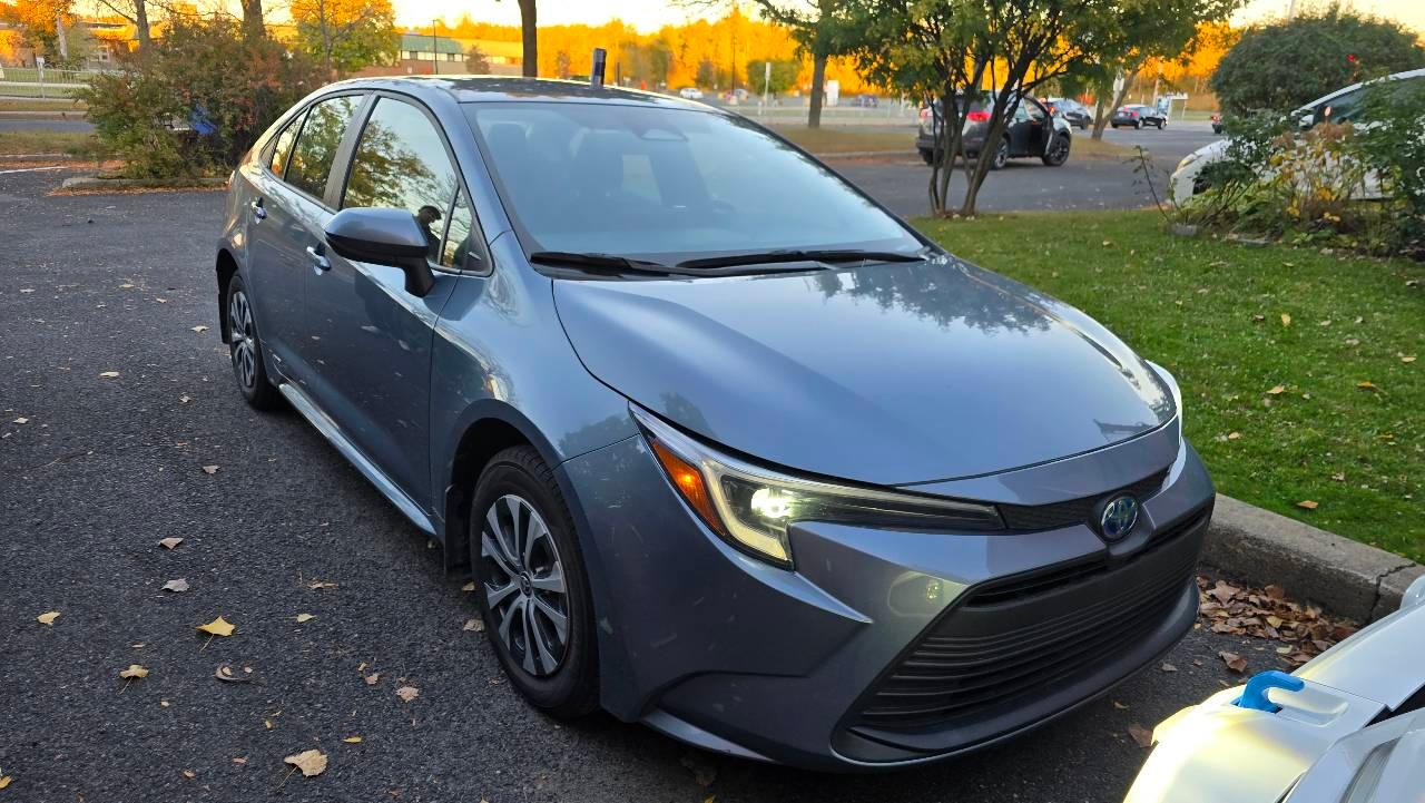 Toyota Corolla Hybrid 2024 à Longueuil, QC