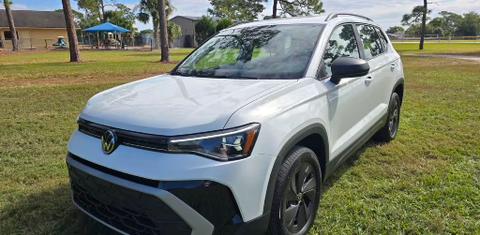 Volkswagen Taos 2025