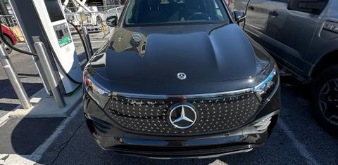 Mercedes-Benz EQB 2024