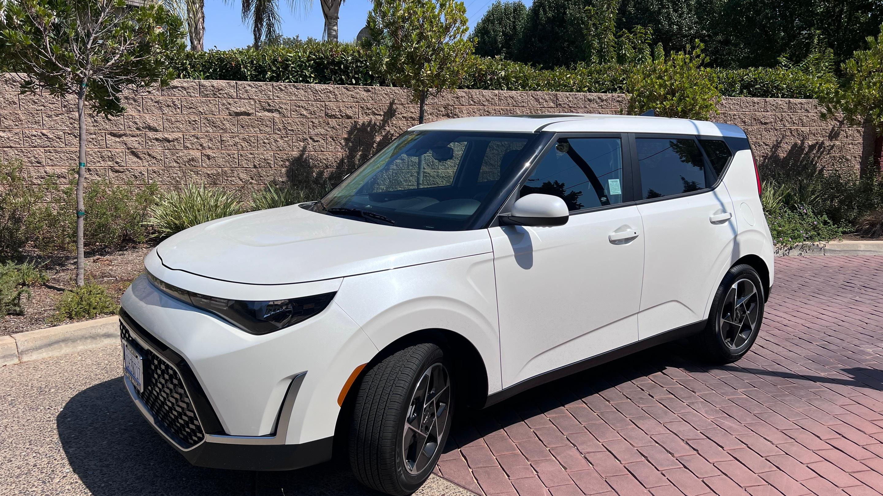 Kia Soul 2023 in Fresno, CA