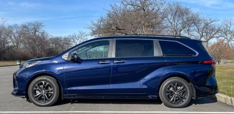 Toyota Sienna 2025