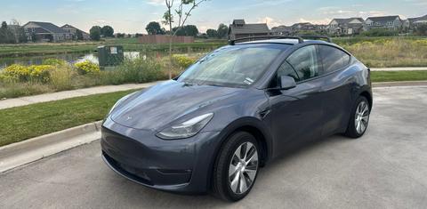 Tesla Model Y 2023