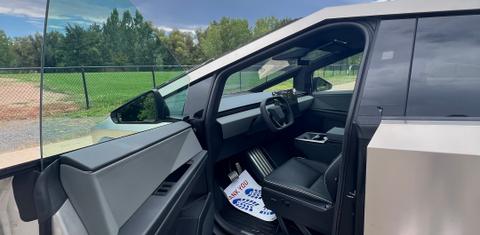 Tesla Cybertruck 2024