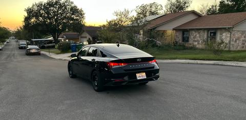 Hyundai Elantra 2023