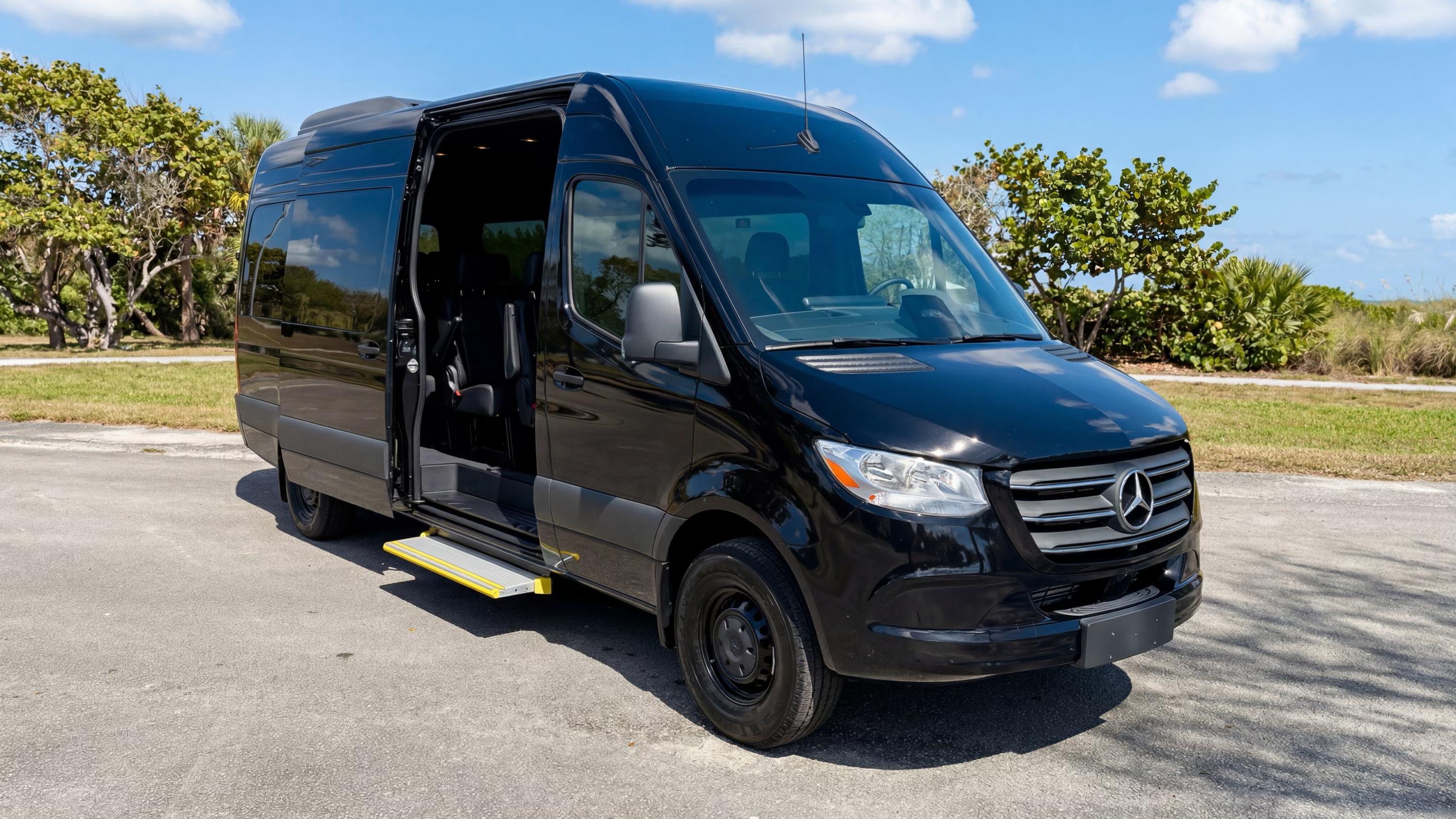 Mercedes-Benz Sprinter 2026 in Hialeah, FL
