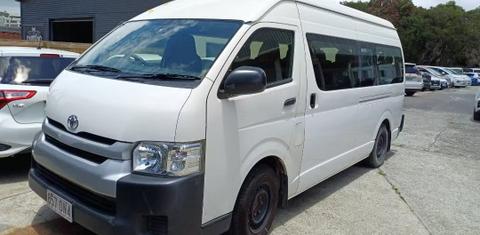 Toyota HIACE 2015