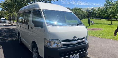 Toyota HIACE 2013