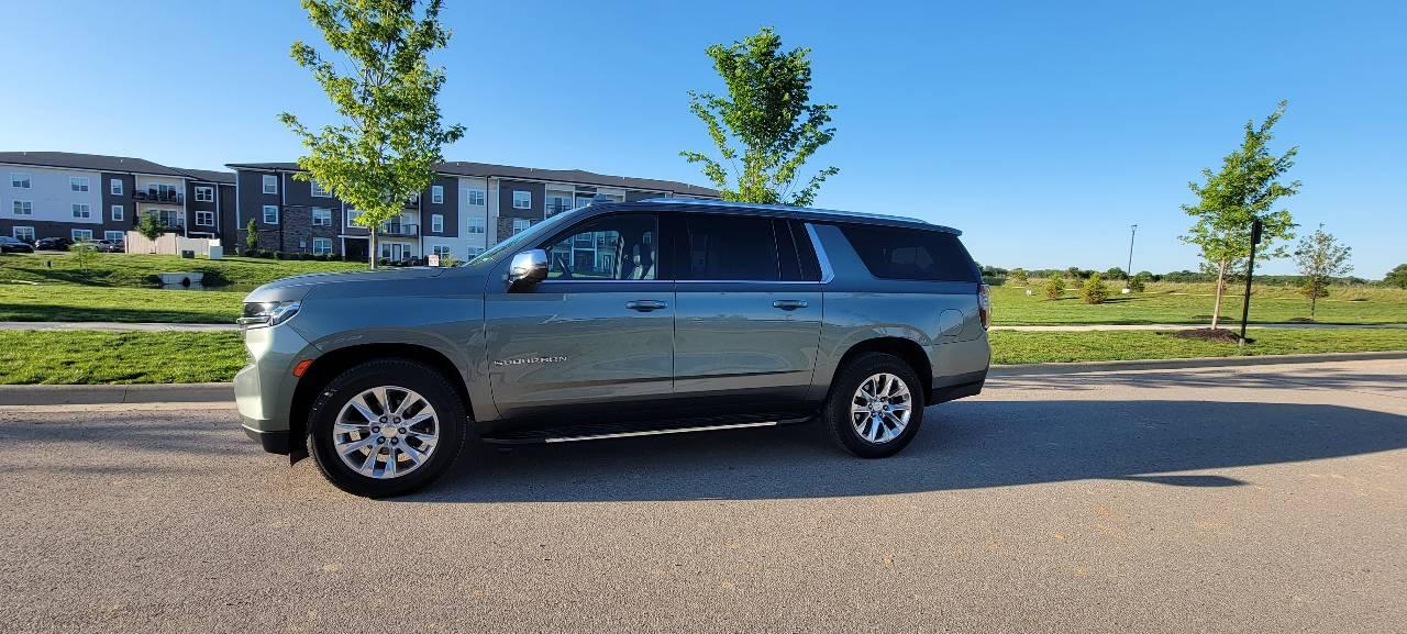 Chevrolet Suburban 2023 in Columbus, OH