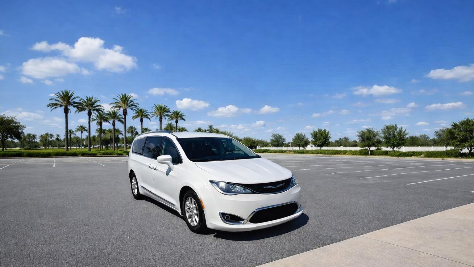 Chrysler Pacifica 2020 in 