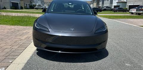 Tesla Model 3 2025