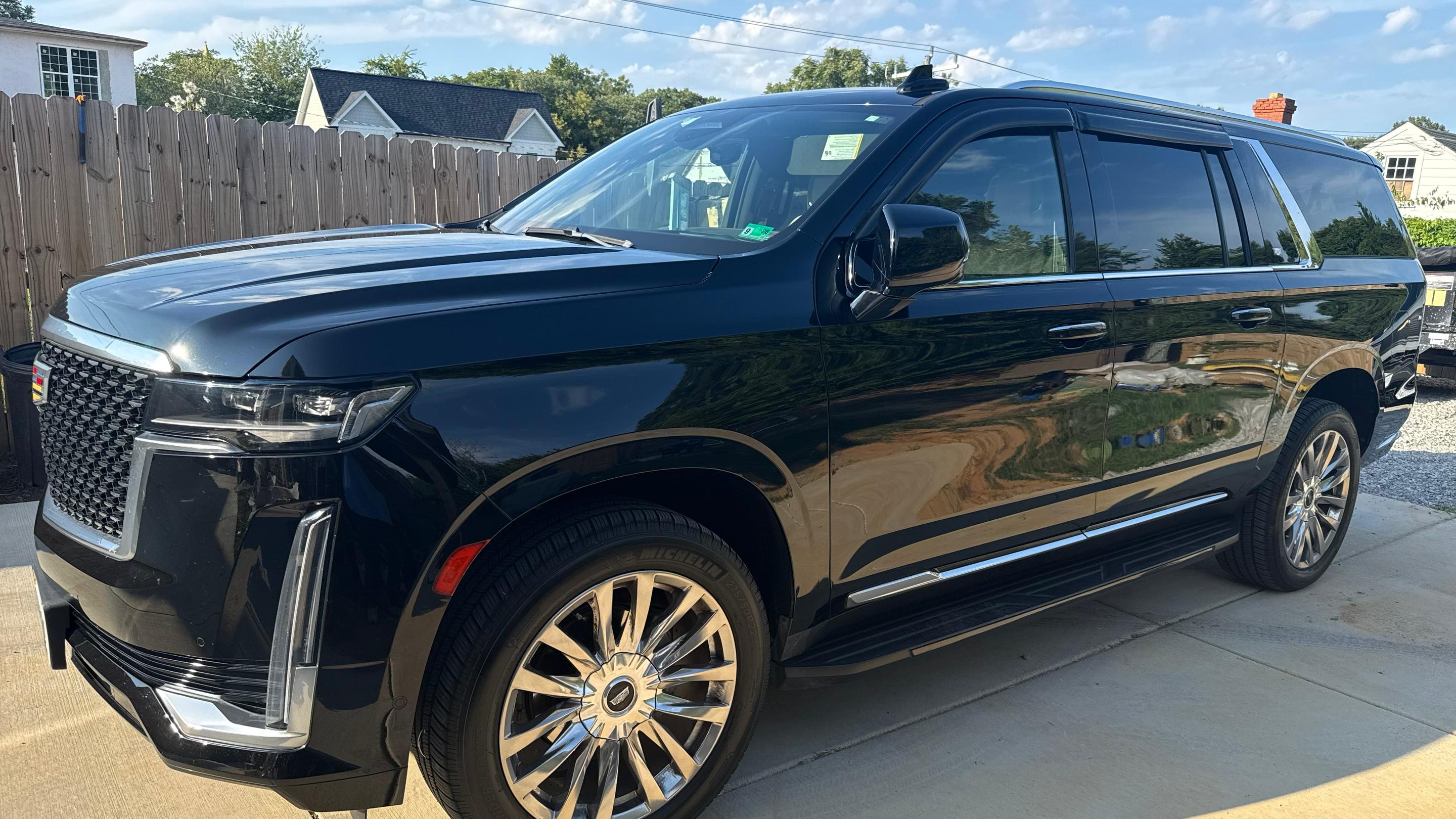 Cadillac Escalade ESV 2021 in RICH INT AP, VA