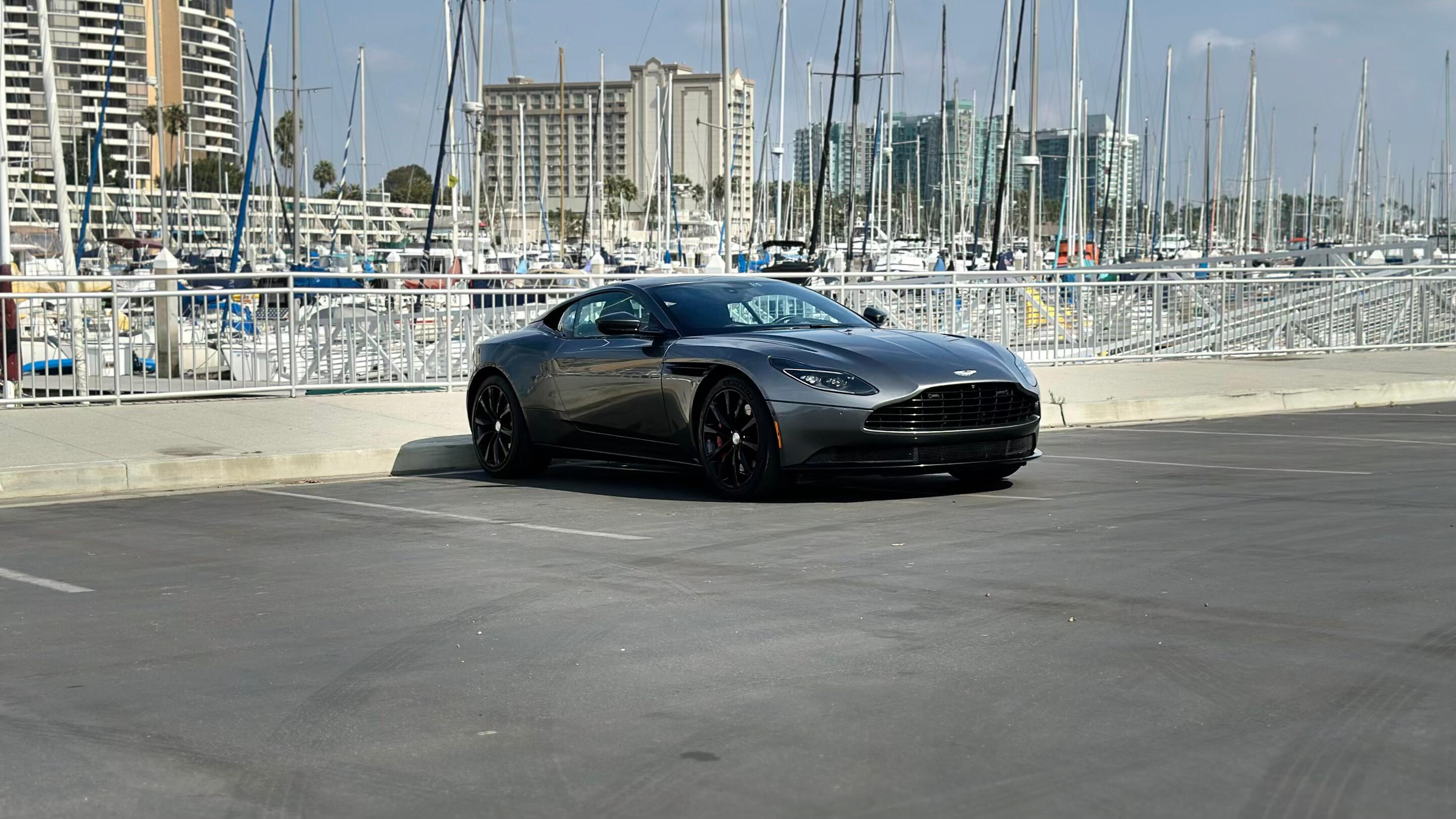 Aston Martin DB11 2018 in 