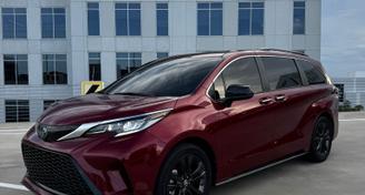 Toyota Sienna 2023 — Car rental alternative in Orlando, FL