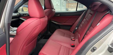 Lexus IS 2019