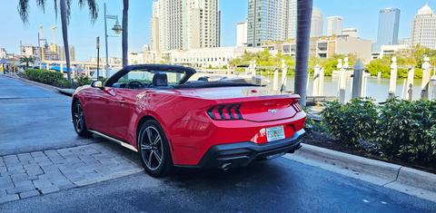 Ford Mustang 2024