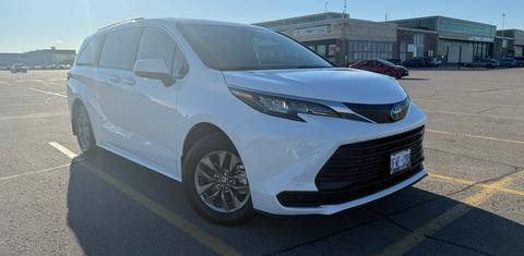 Toyota Sienna 2025