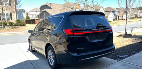 Chrysler Pacifica 2023