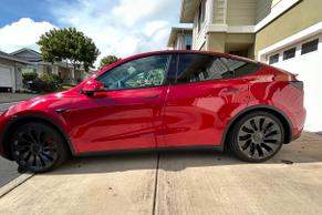 Tesla Model Y 2024 in Kapolei