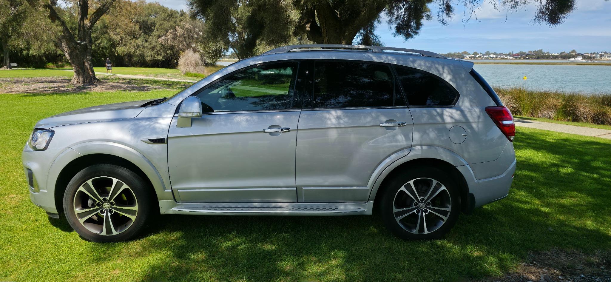 Holden CAPTIVA 2017 in Halls Head