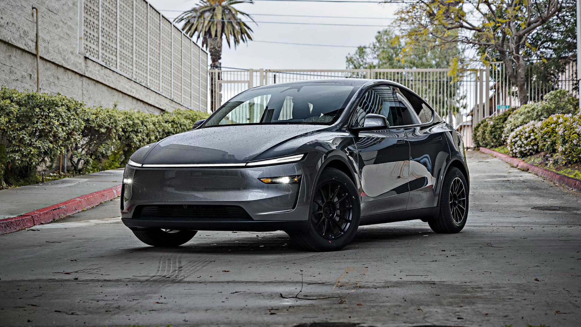 Tesla Model Y 2026 in Miami, FL