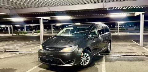 Chrysler Pacifica 2017