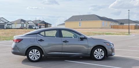 Nissan Sentra 2025